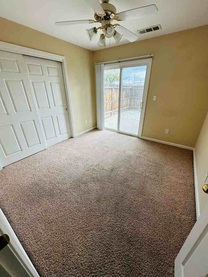 1175 Bel Aire Cir - Photo 3 of 15