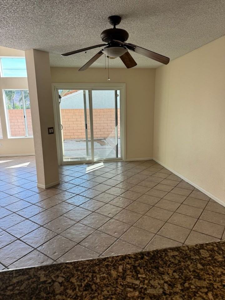 14661 Woodland Dr - Photo 6 of 34