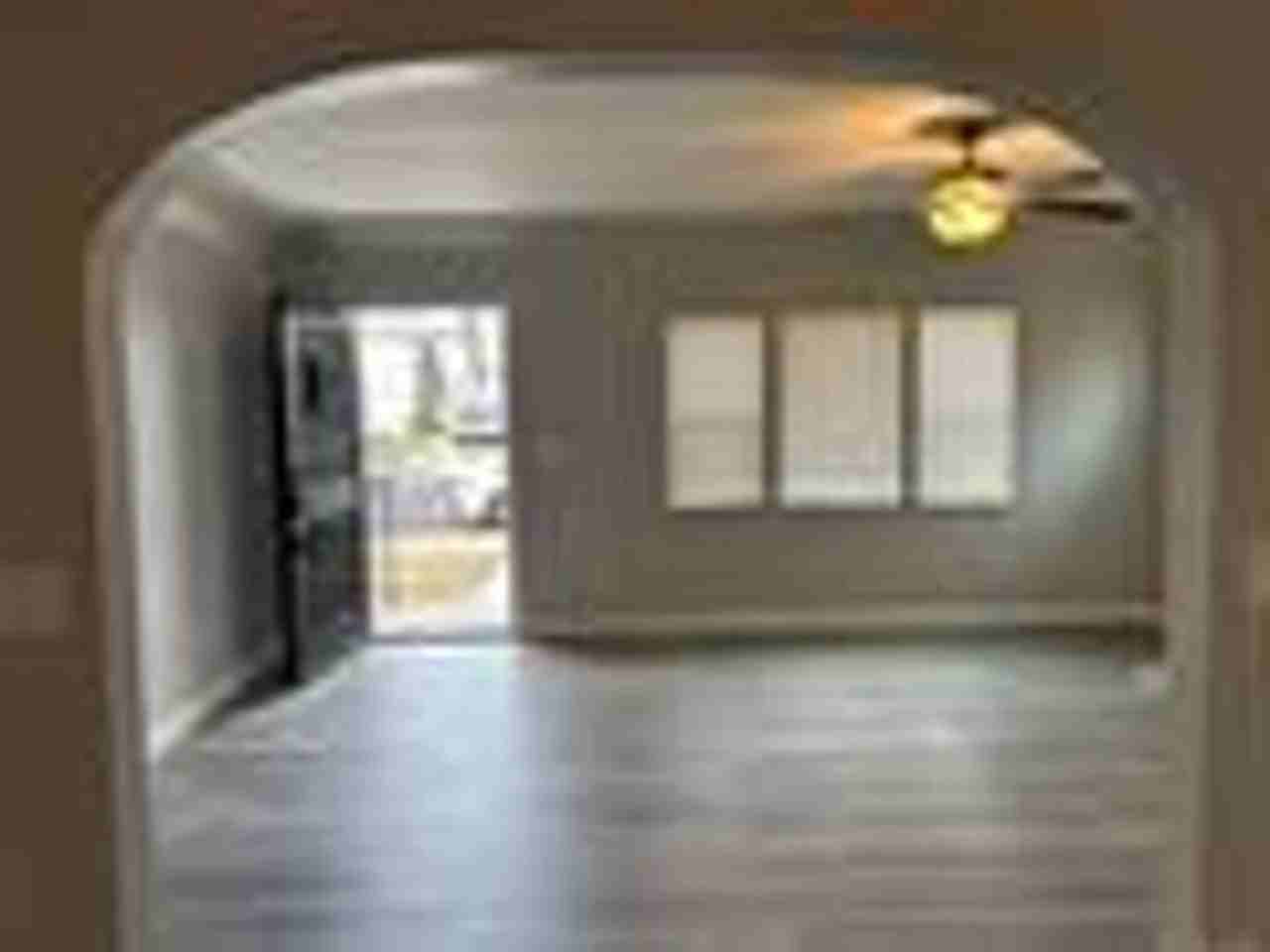 3672 Bancroft St - Photo 3 of 11