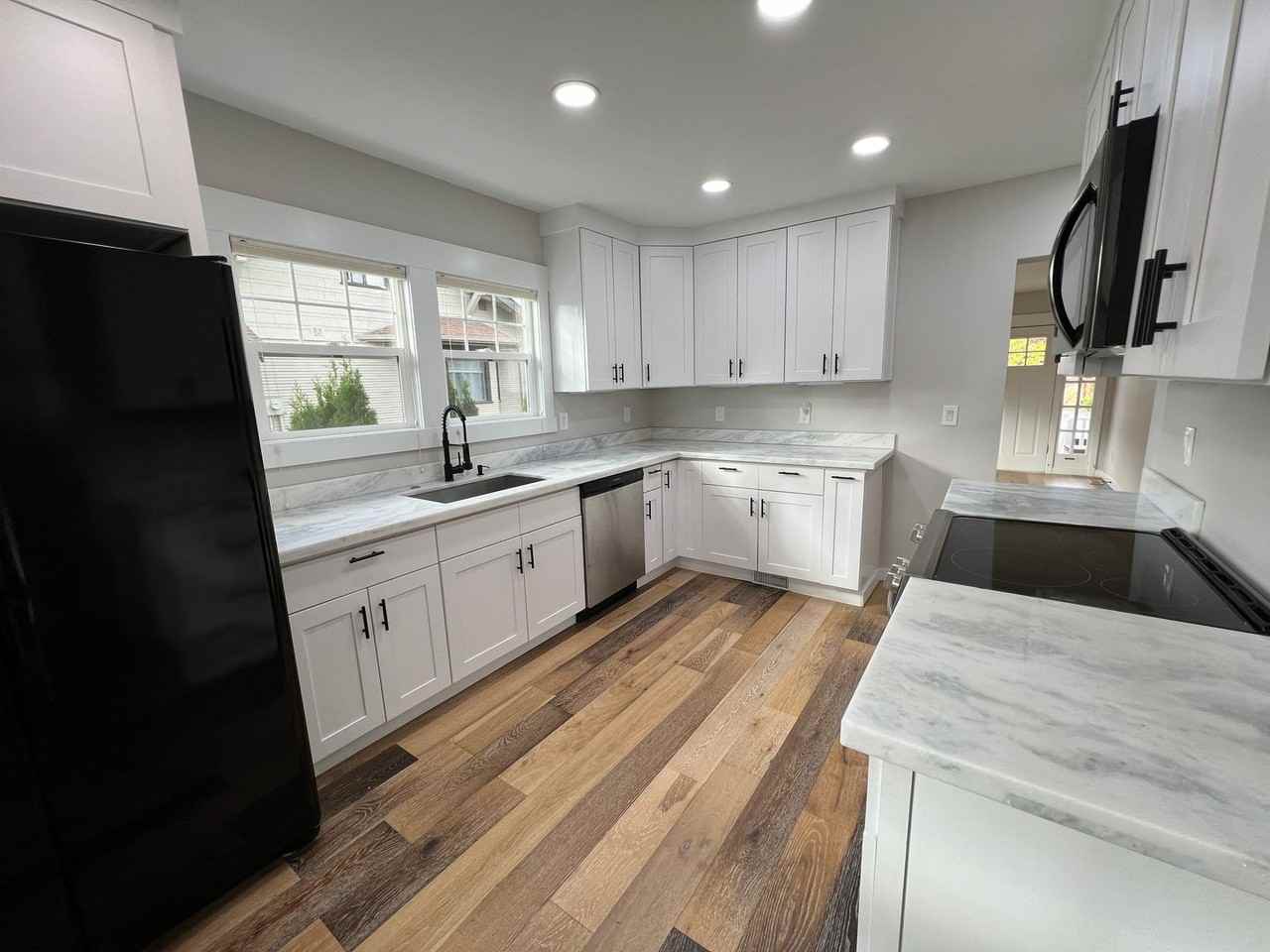 817 N 3rd St - Photo 2 of 25