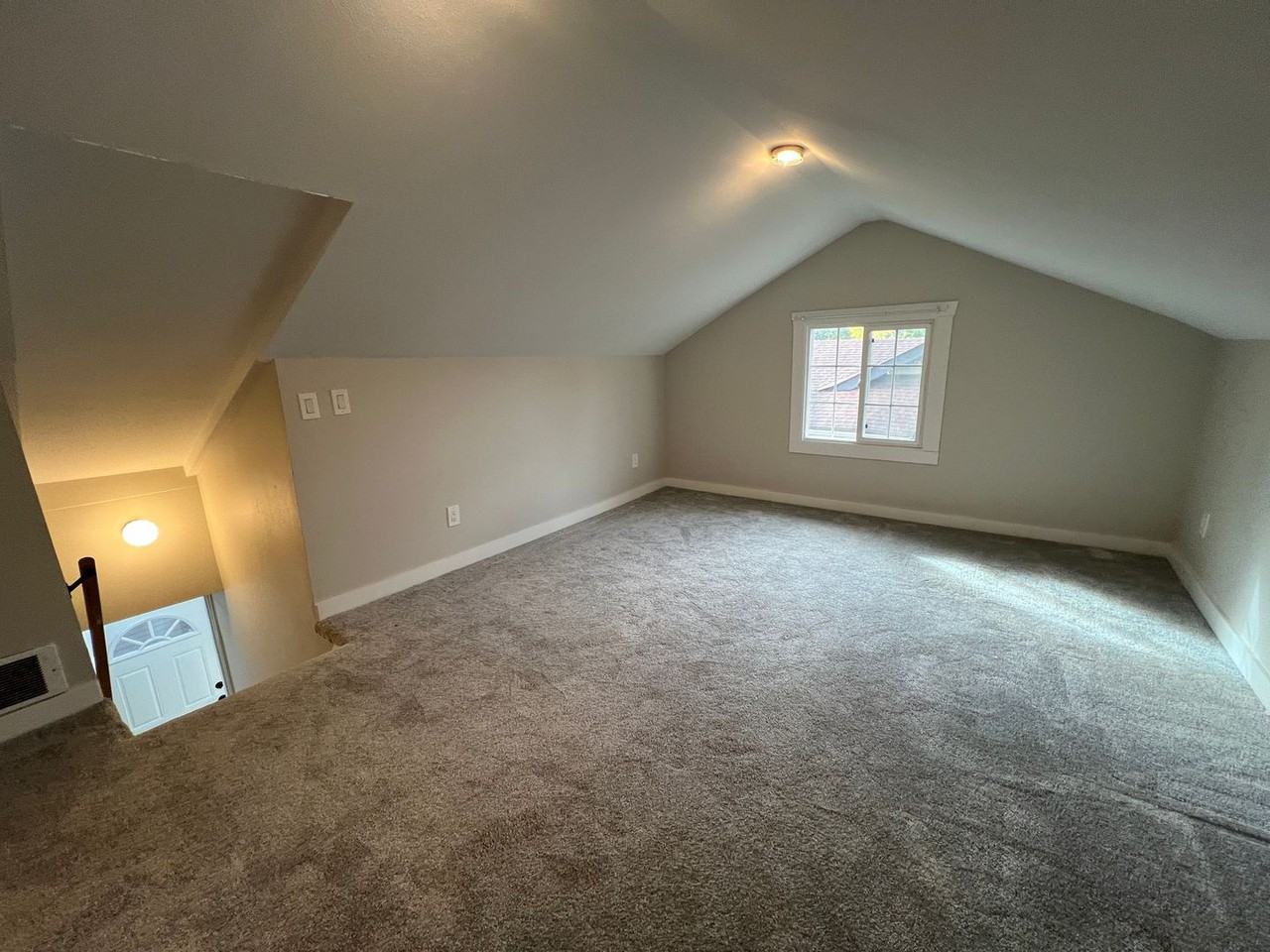 817 N 3rd St - Photo 5 of 25