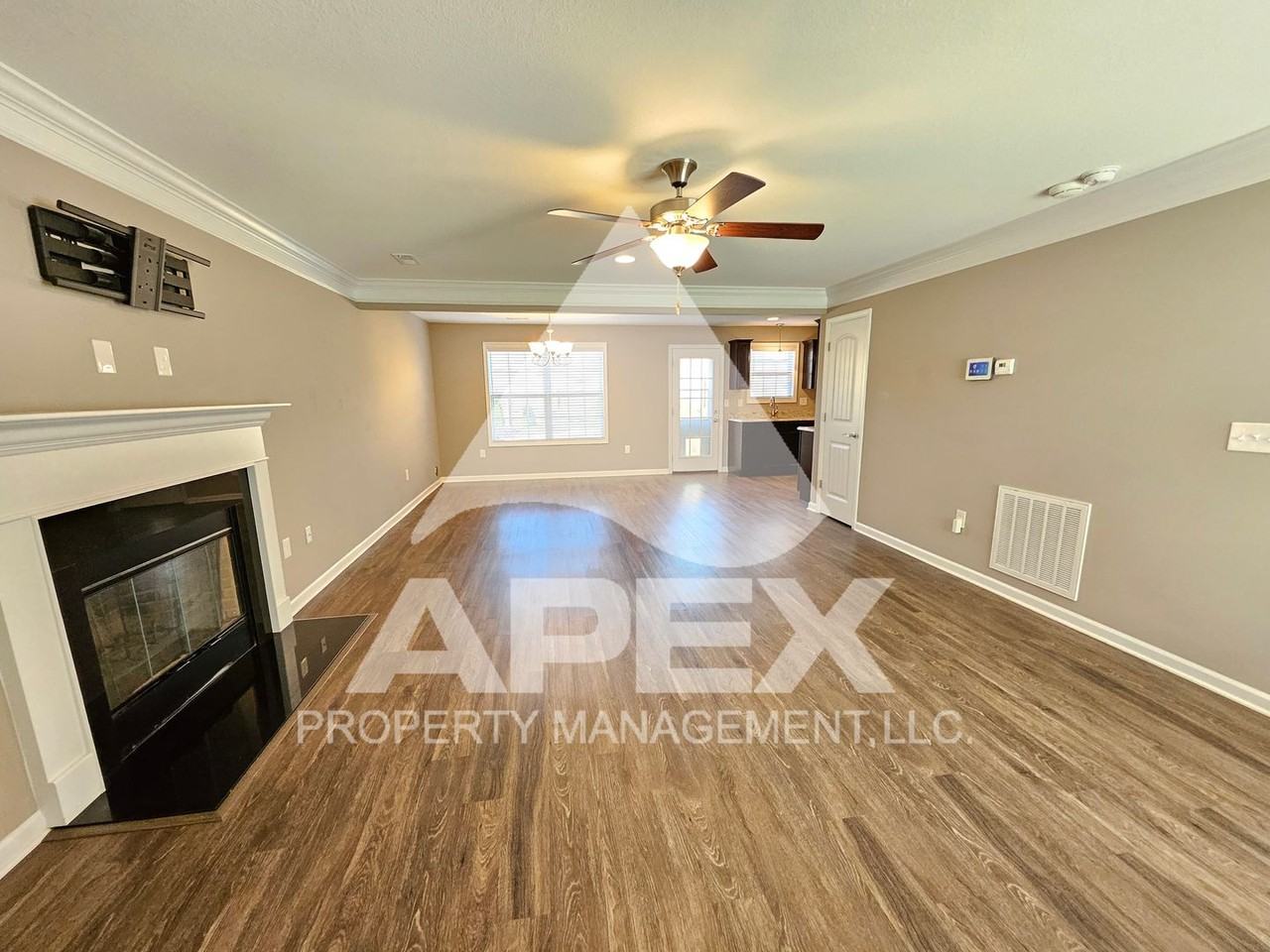 8323 Day Valley Rd - Photo 3 of 36