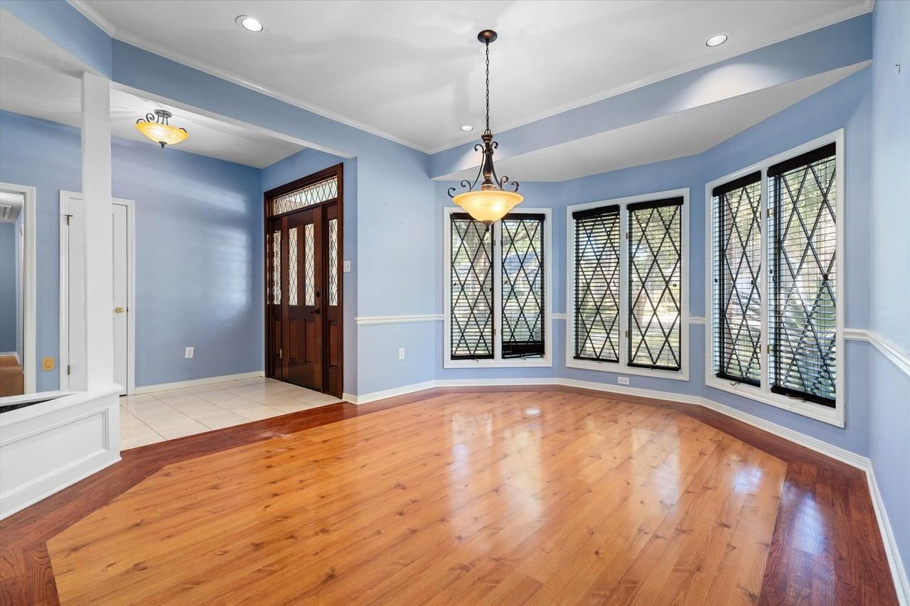 1350 Revere Ct - Photo 2 of 21