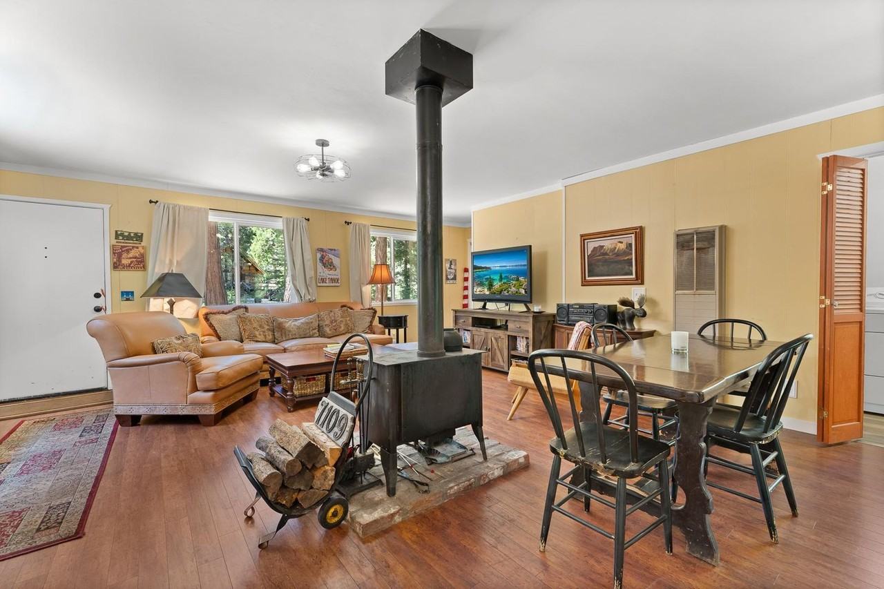 7109 10th Ave - Photo 3 of 17