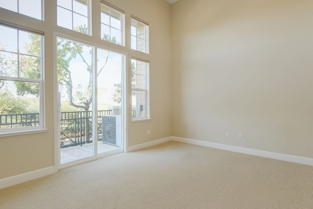 103 Hartstene Dr - Photo 3 of 25