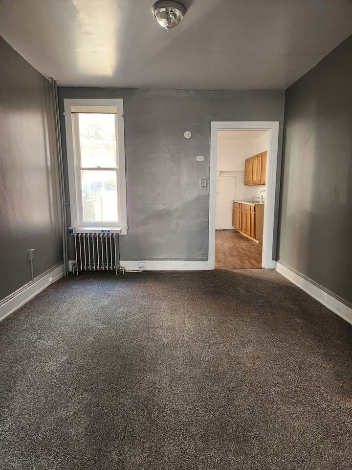 255 South Belvidere Avenue - Photo 4 of 15