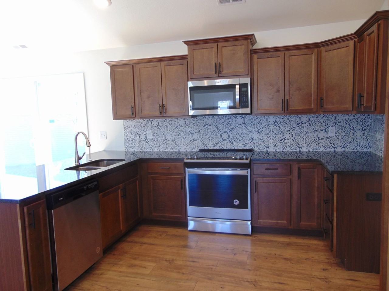 4084 W Snapdragon Dr - Photo 7 of 32