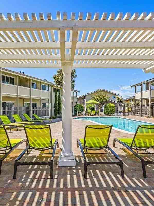 37811 Fremont Blvd - Photo 6 of 17