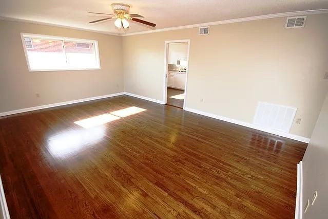 2708 Broadway St - Photo 2 of 15