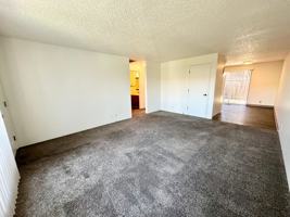 featured image of 911 S 48th Ave