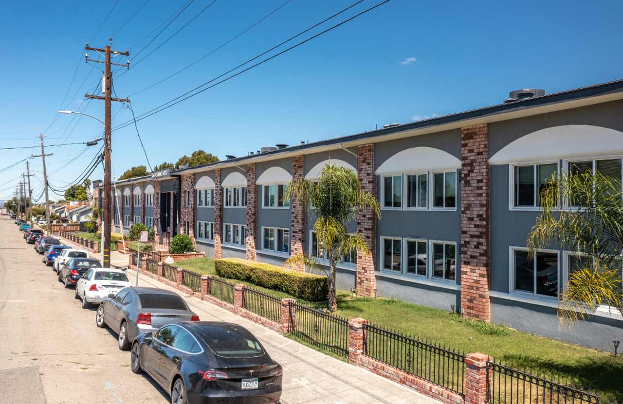 San Leandro Apartments - Photo 4 of 50