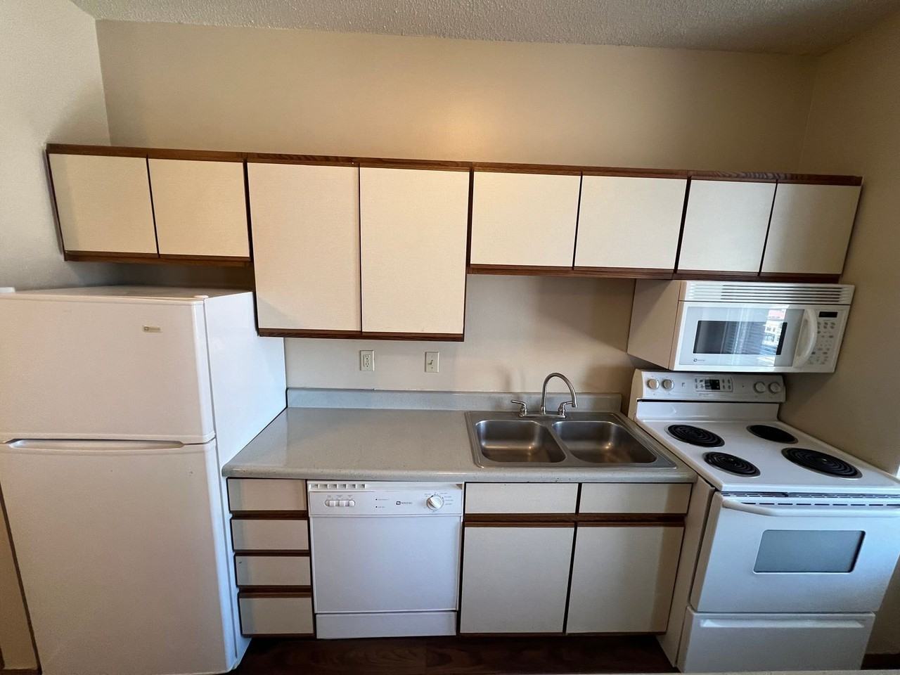 Union Plaza - Photo 5 of 11