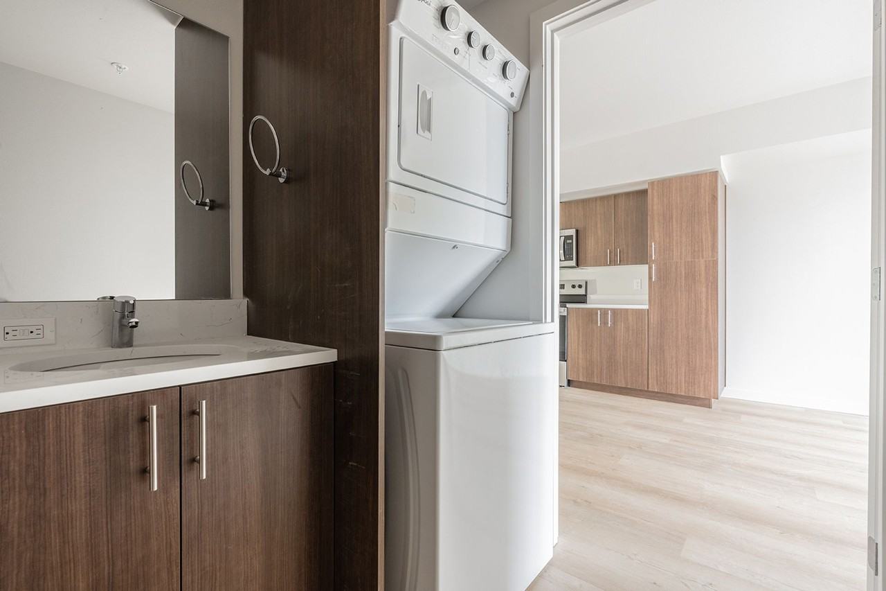 Cornus House – Modern Living at the Gateway to Tacoma’s Creative Core - Photo 2 of 50