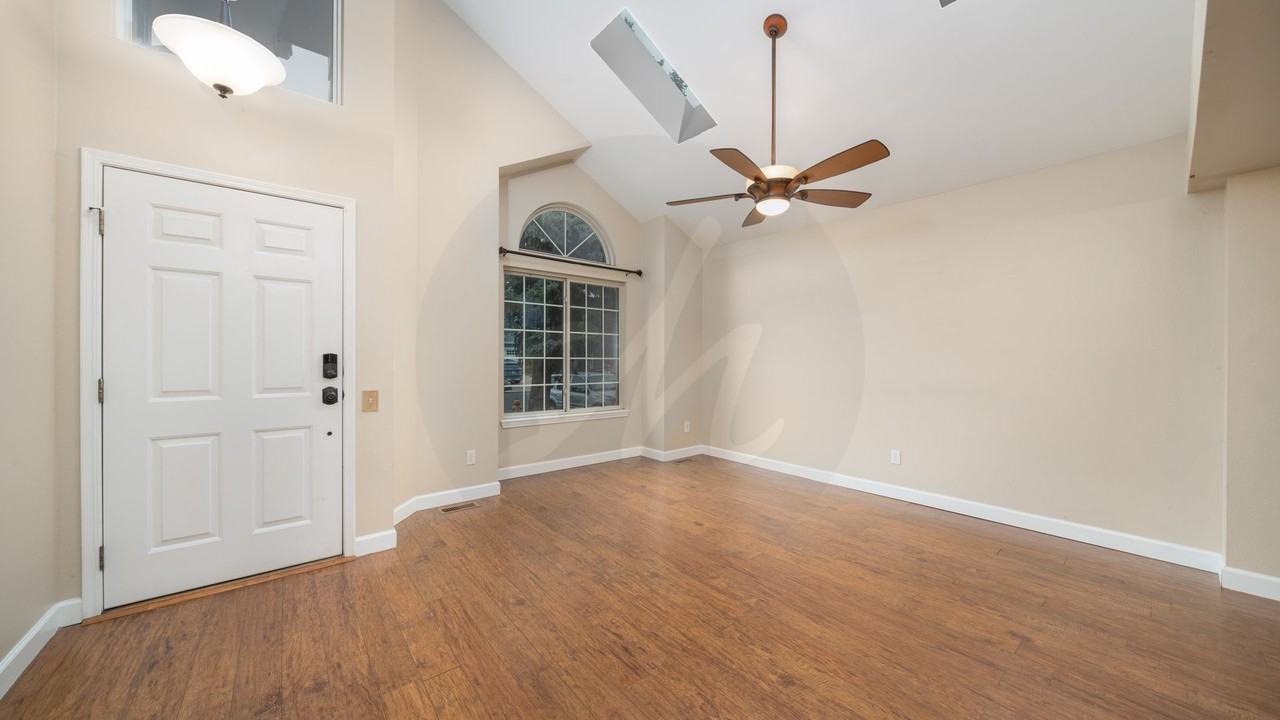 3475 Birnamwood Dr - Photo 4 of 27