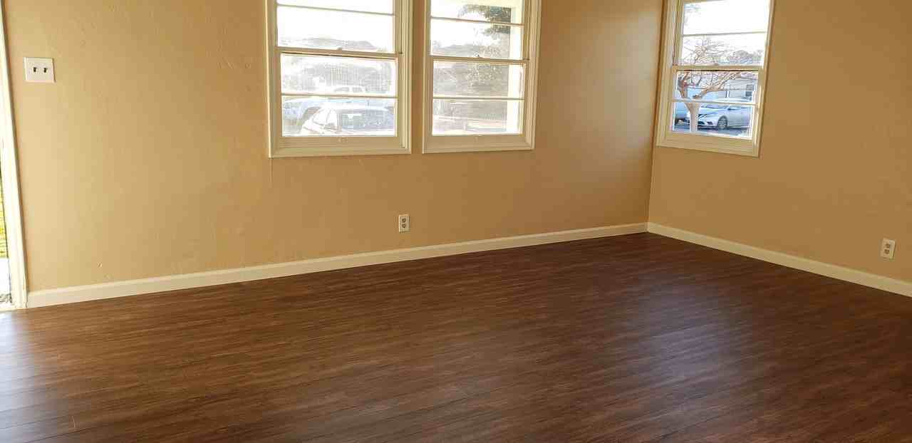 1405 El Sereno Dr - Photo 2 of 7