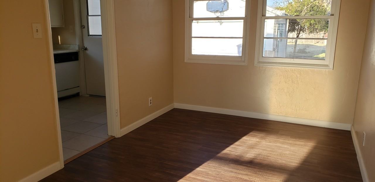 1405 El Sereno Dr - Photo 3 of 7