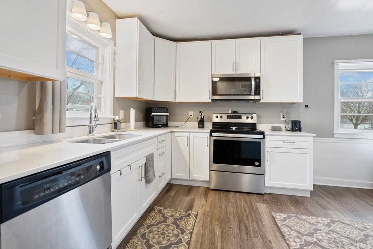 603 W 18th St - Photo 5 of 27