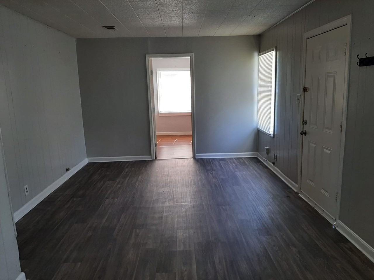 2314 Pacific St - Photo 7 of 14