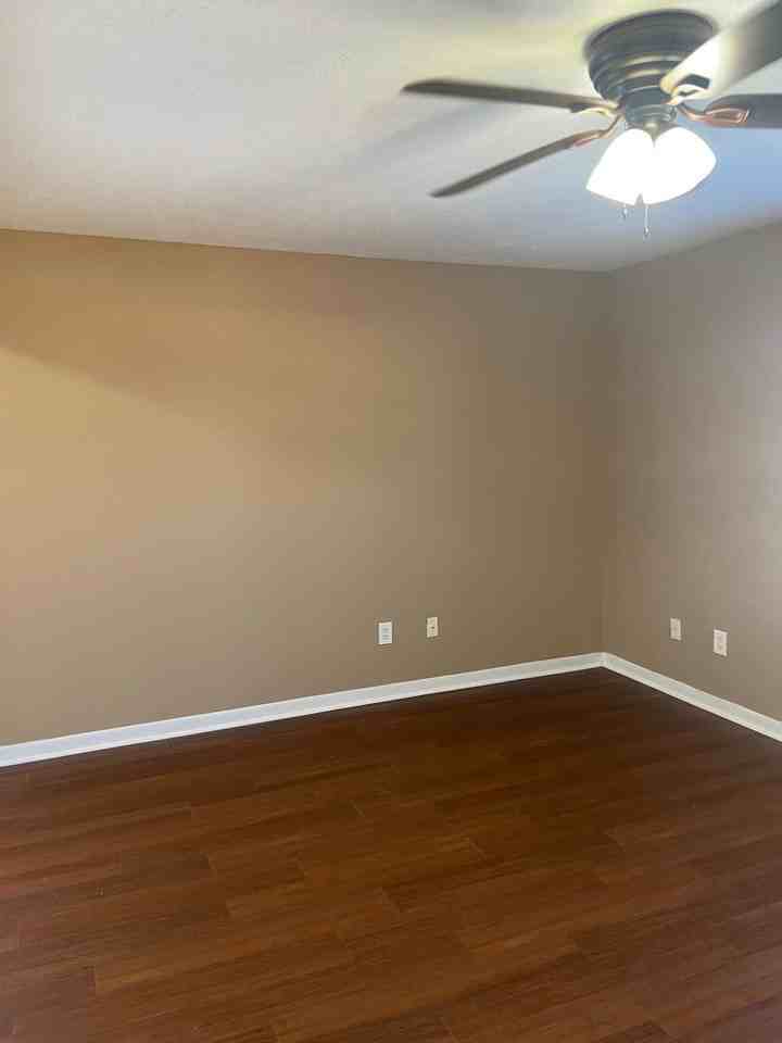 1918 Holleman Drive West - Photo 4 of 10