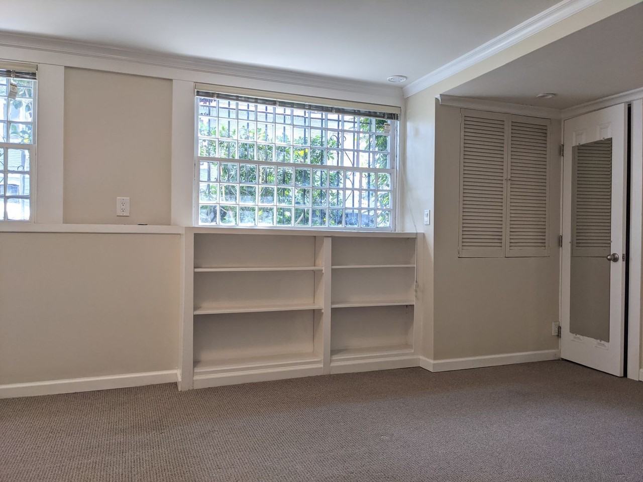 1192 Page St - Photo 2 of 7