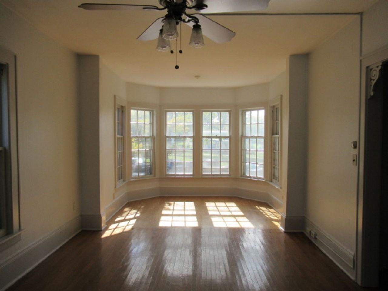 1718 E Geneva Pl - Photo 4 of 14