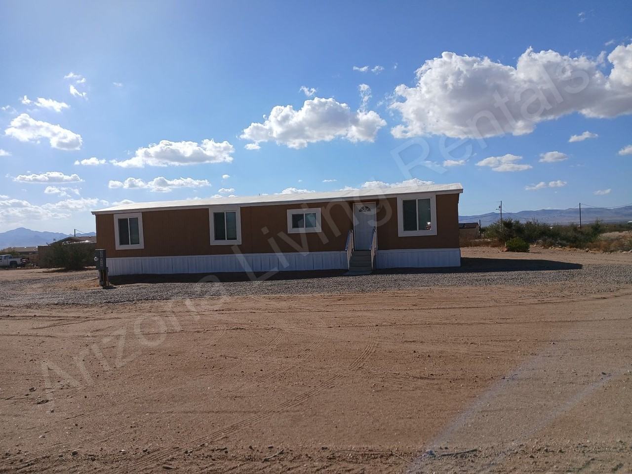 3939 N Aztec Rd, Golden Valley, AZ 86413 3 bedroom House Rental Zumper