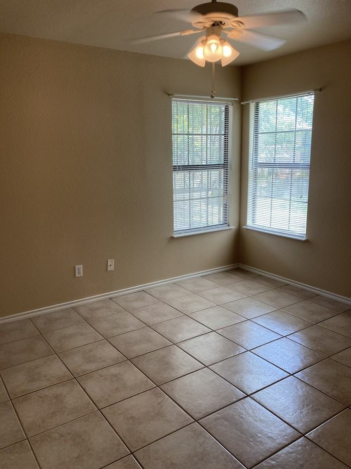 6358 W Commerce St - Photo 7 of 15