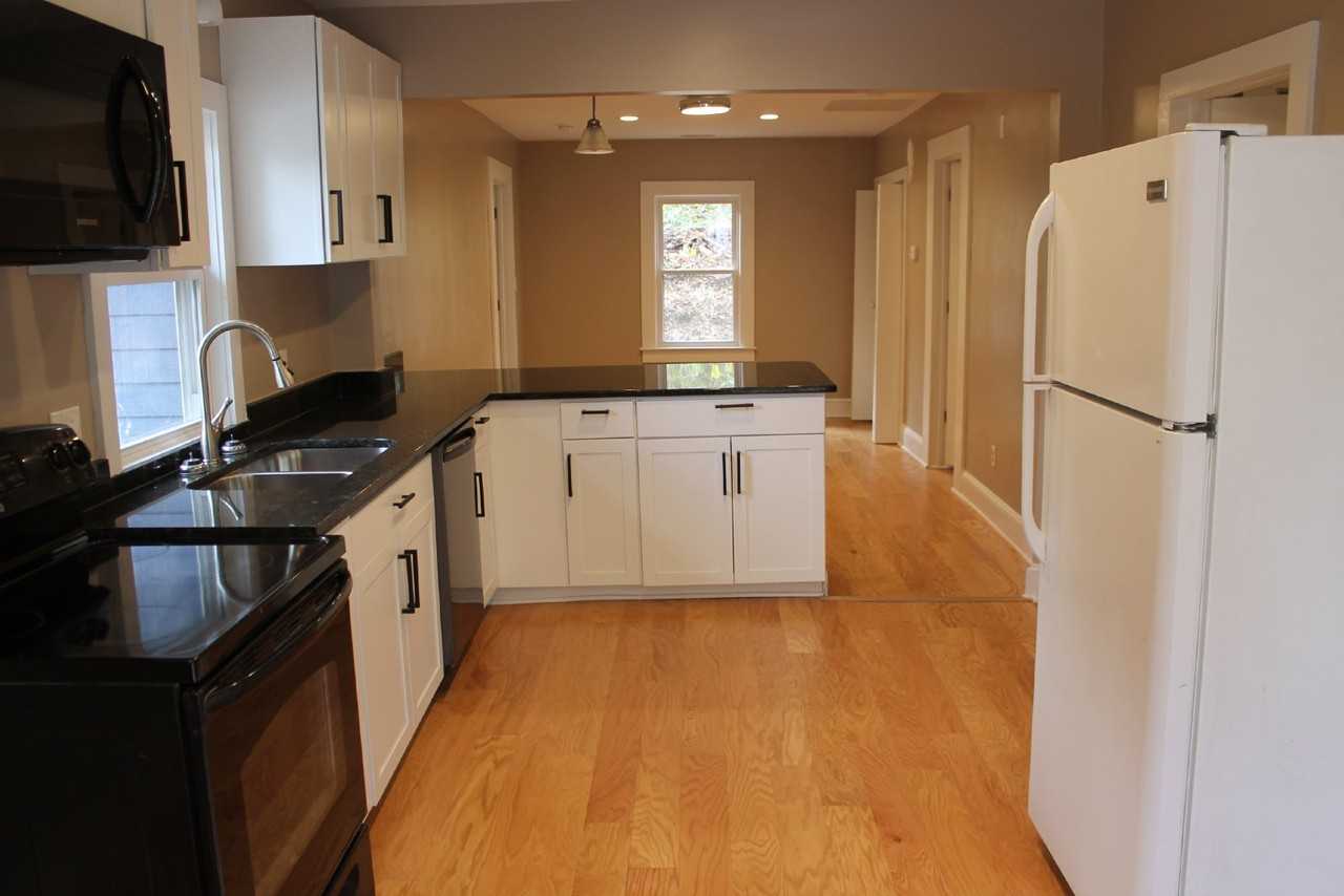 205 Rumbough Pl - Photo 4 of 14