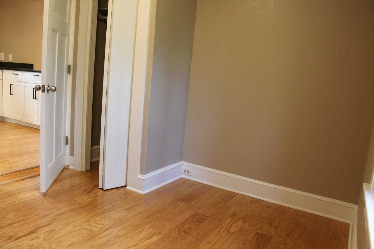 205 Rumbough Pl - Photo 5 of 14