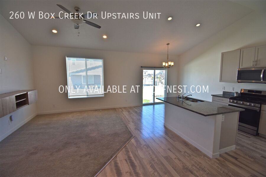 260 W Box Creek Dr Upstairs Unit, Stansbury Park, UT 84074 3 Bedroom