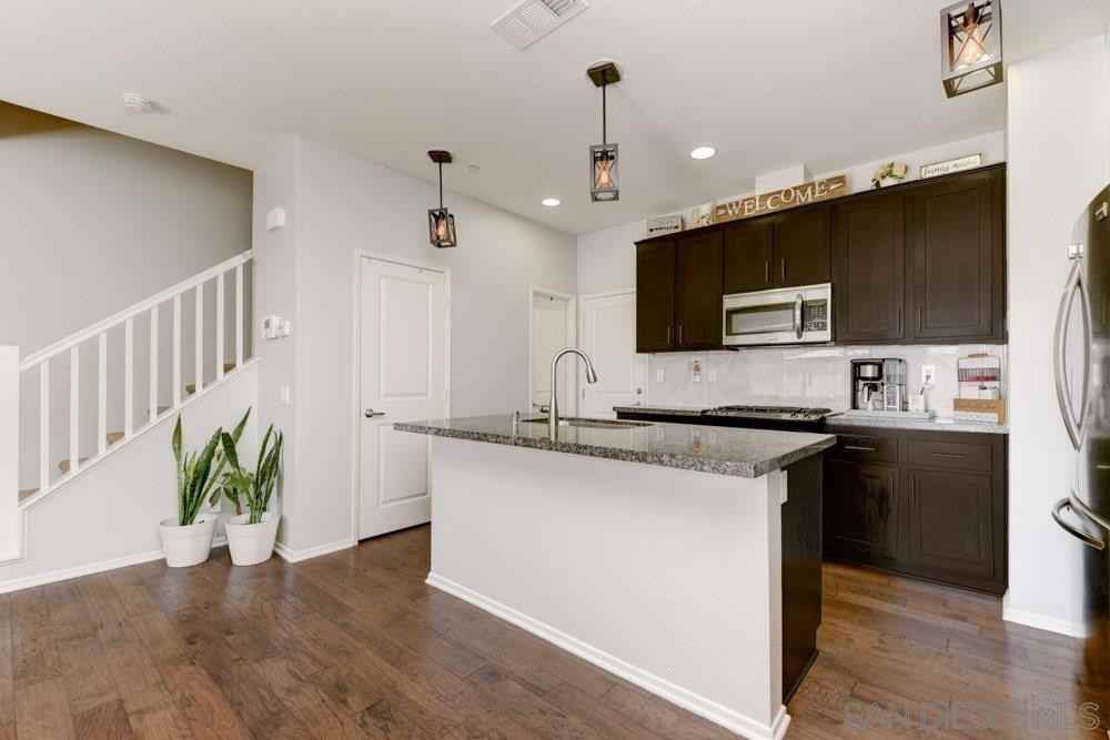 1731 San Eugenio - Photo 2 of 26