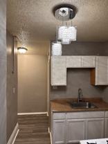 330 Raymond St #2W - Photo 1 of 1