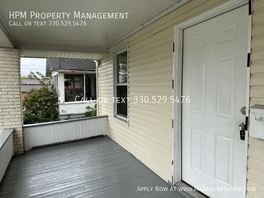 2608 Abbott Pl Nw - Photo 2 of 18