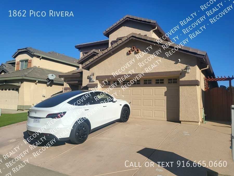 1862 Pico Rivera Dr - Photo 2 of 19