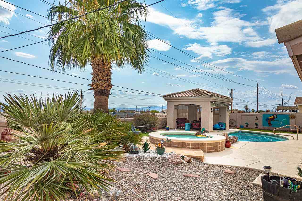 911 Pueblo Dr #NA - Photo 7 of 50