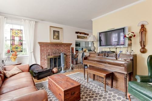 4120 Warner St - Photo 2 of 18