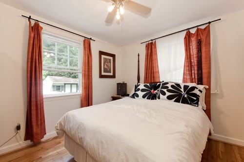 4120 Warner St - Photo 7 of 18