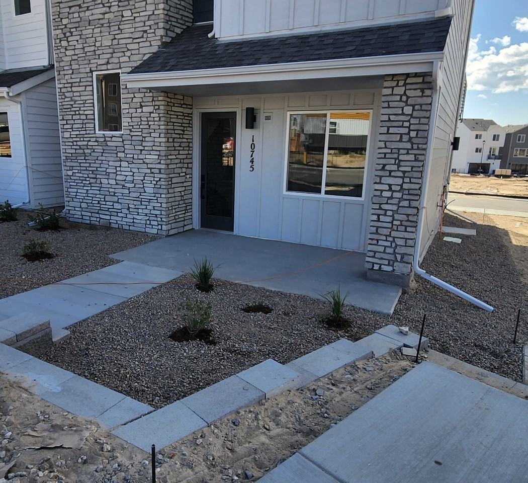 10745 Lewanee Pt #NA - Photo 3 of 24