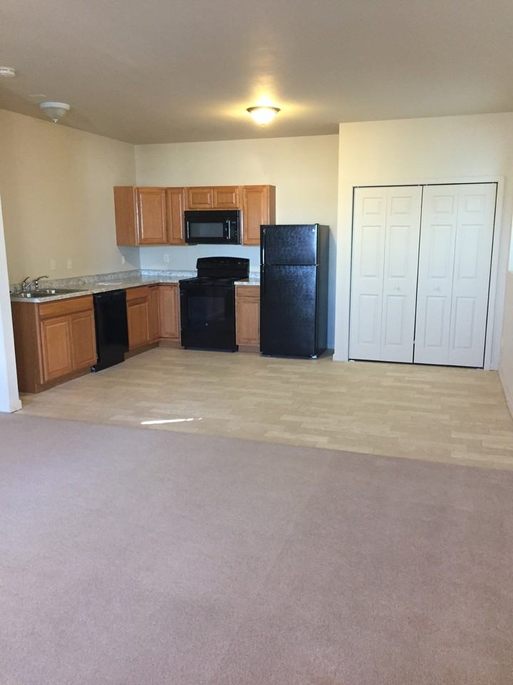 3245 Cabernet Dr #3245 - Photo 3 of 8