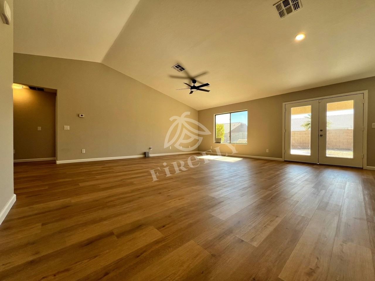 15275 West Watson Lane - Photo 7 of 29