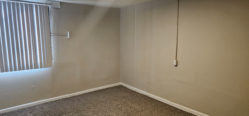 1301 N High St #1 - Photo 5 of 17