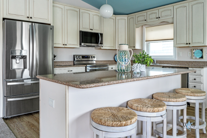 1515 Shad Row - Photo 3 of 20