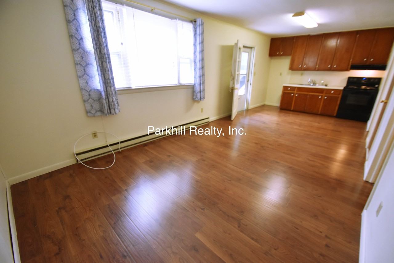 Oakwood - Photo 3 of 7