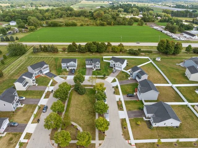 749 E Meadowdale Cir - Photo 3 of 25