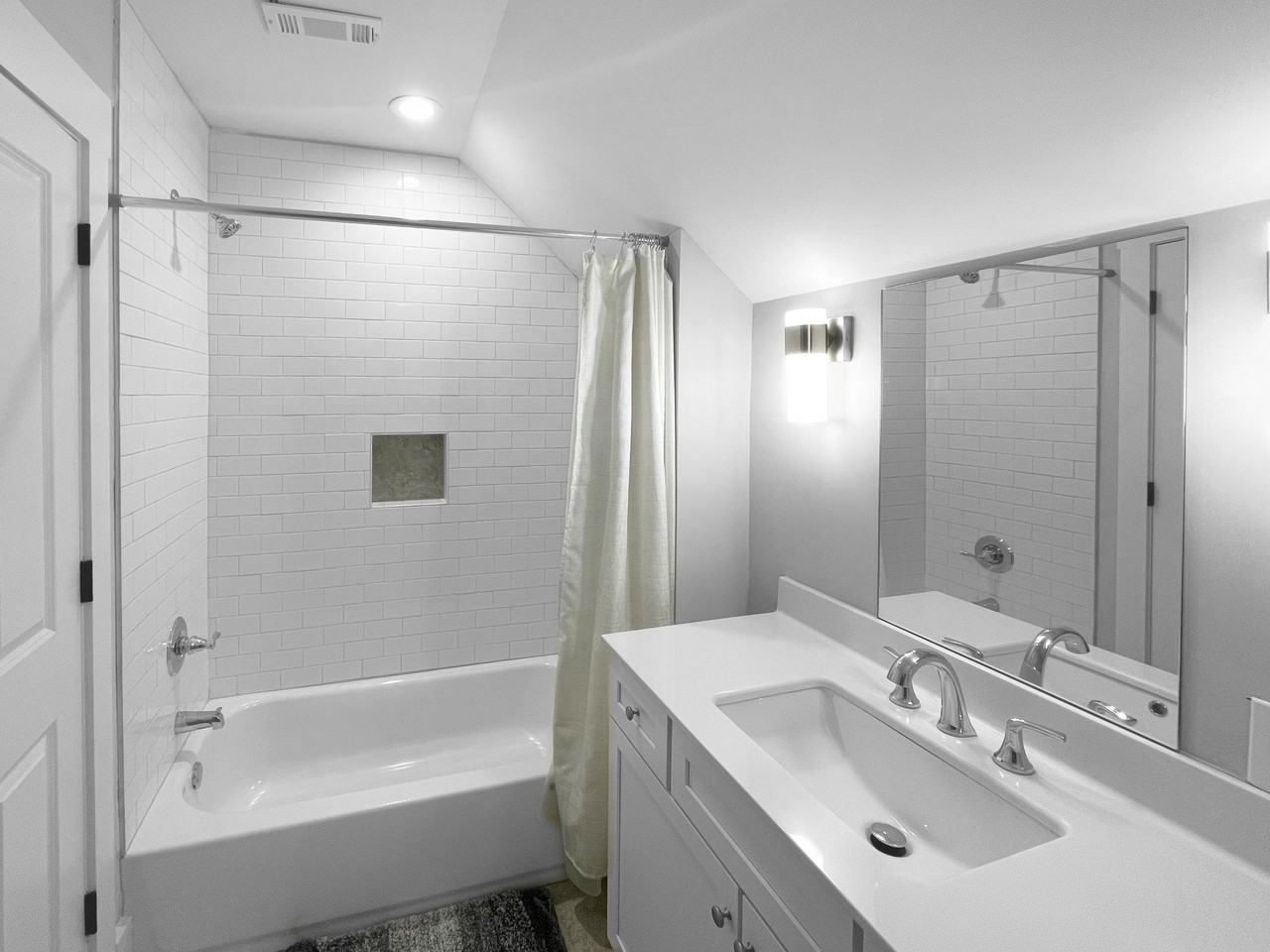 White Oak Ave Sw - Photo 2 of 10