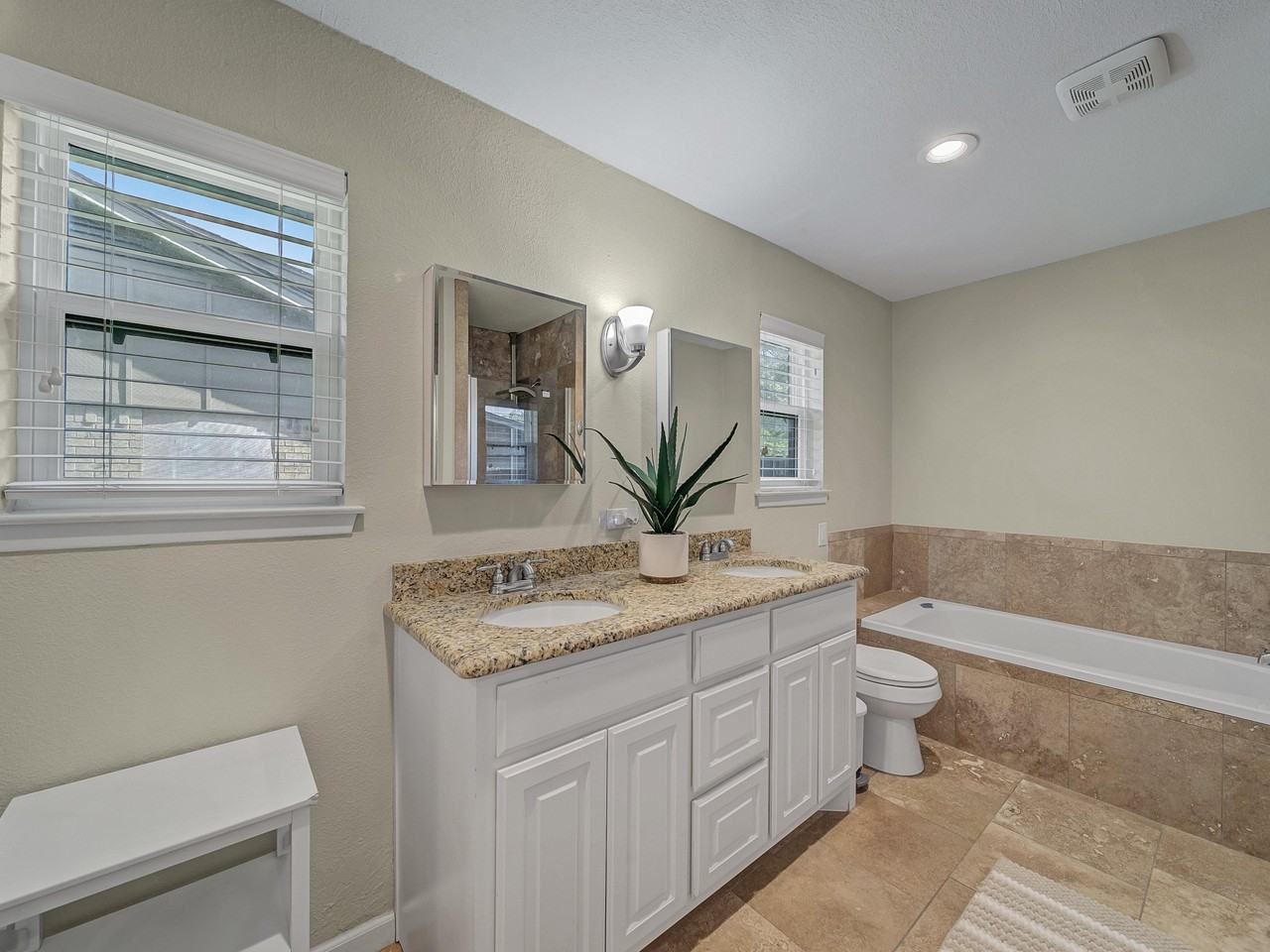 Oak Valley Dr - Photo 4 of 12