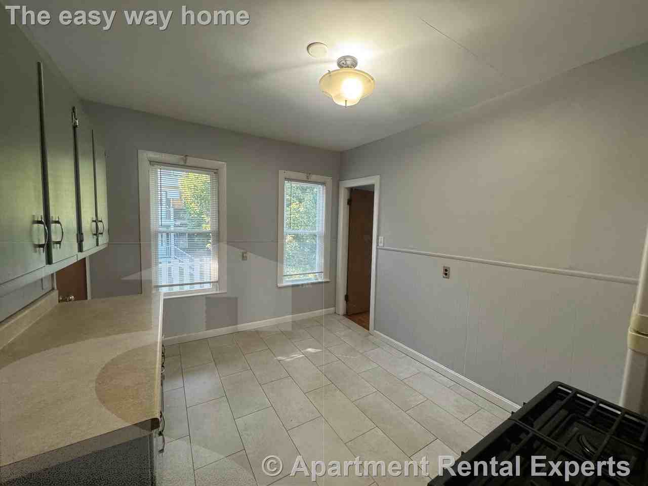 15 Bay State Ave #2 - Photo 6 of 24