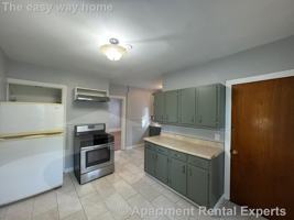 featured image of 15 Bay State Ave #2