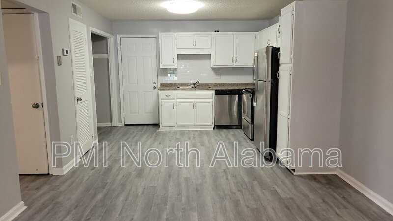 201 8th Ave Sw #A - Photo 3 of 13