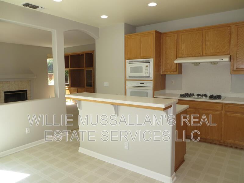 848 Iberis Way - Photo 2 of 22